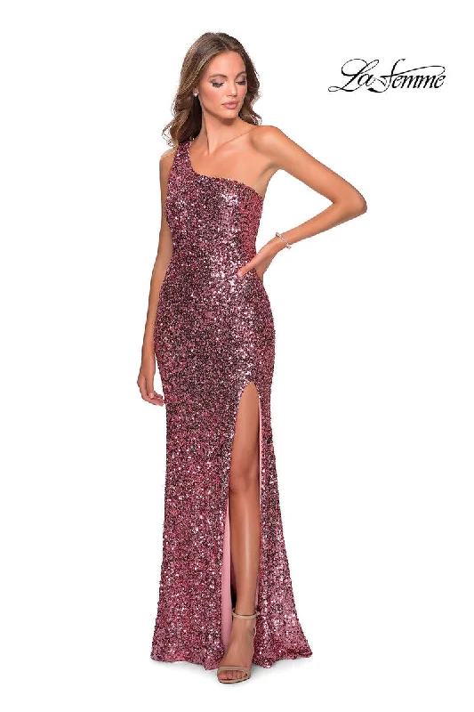 Party dresses with a fringed detail for a fun and dynamic styleLa Femme Dress 28596 Party dresses with a fringed detail for a fun and dynamic styleLa Femme Dress 28596
