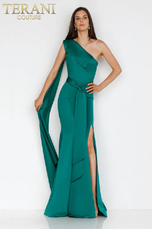 Prom dresses with gathered skirts and crystal - encrusted belts for a luxurious promTerani Couture 1812E6296X Prom dresses with gathered skirts and crystal - encrusted belts for a luxurious promTerani Couture 1812E6296X