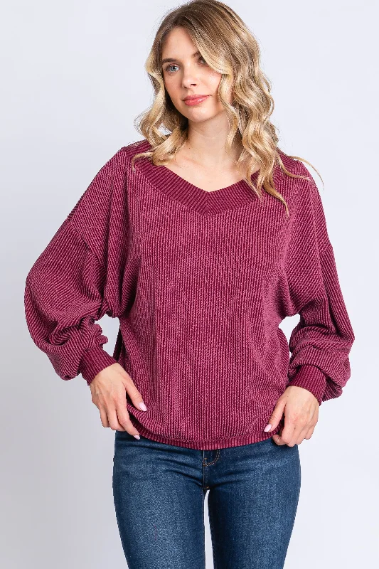 Striped Women Long Sleeve Top in a Timeless PatternBurgundy Ribbed V-Neck Cropped Sweater Striped Women Long Sleeve Top in a Timeless PatternBurgundy Ribbed V-Neck Cropped Sweater
