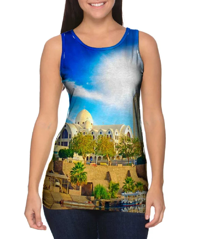 Plunge Neck Women's Seamless Tank Tops for a Smooth FitEgypt 2007