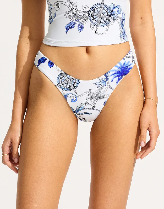 Lace - trimmed bikini for an elegant and romantic touchAhoy Scoop High Cut Rio Bikini Pant - White Lace - trimmed bikini for an elegant and romantic touchAhoy Scoop High Cut Rio Bikini Pant - White