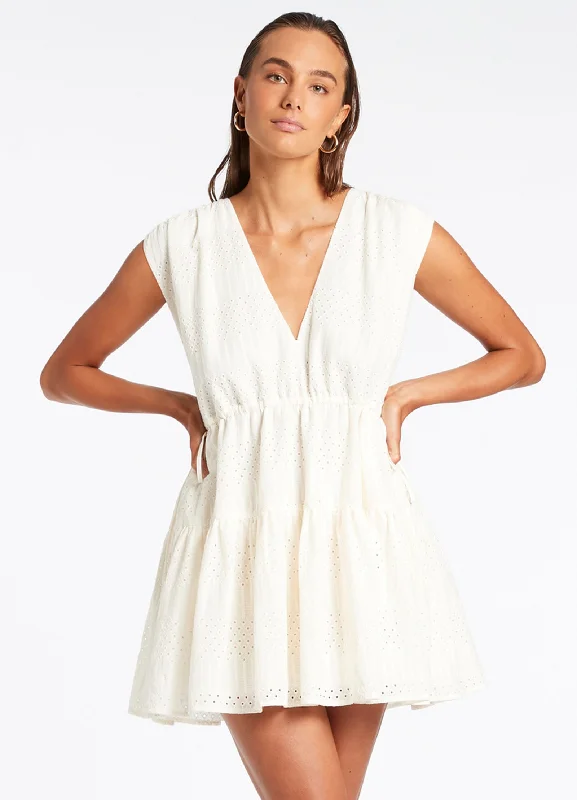 Wrap - around cover ups for a customizable fitBroderie Tiered Cover Up - Cream
