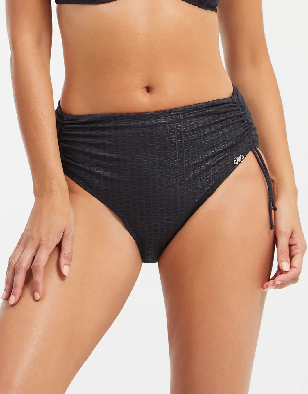 Long - line bikini top for added support and a fashionable lookLara Maxi Bikini Pant - Black Long - line bikini top for added support and a fashionable lookLara Maxi Bikini Pant - Black