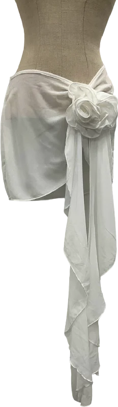 Wrap - around cover ups for a customizable fitPrettyLittleThing White Sarong UK 6